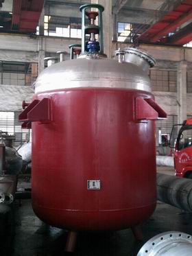 蒸汽加熱反應(yīng)釜、導(dǎo)熱油循環(huán)加熱反應(yīng)釜 