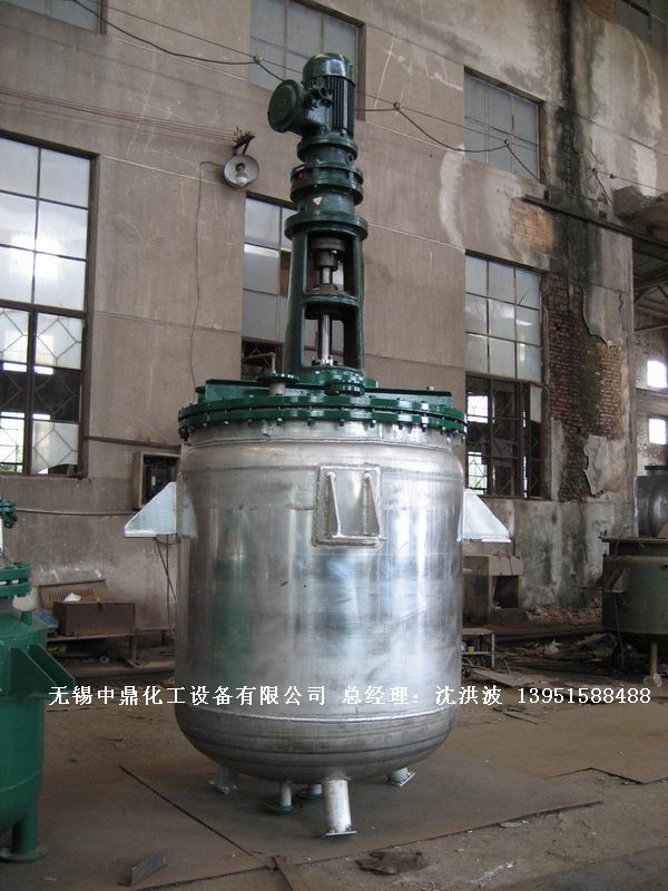 濃硝酸儲(chǔ)罐、鋁儲(chǔ)罐、濃硝酸高位槽、鋁高位槽、濃硝酸計(jì)量罐 