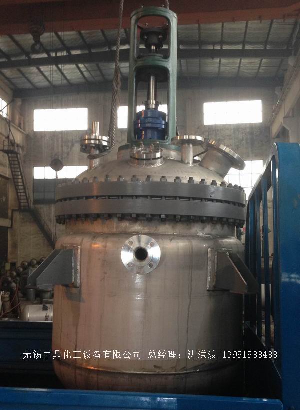 蒸汽加熱反應(yīng)釜、導(dǎo)熱油循環(huán)加熱反應(yīng)釜 